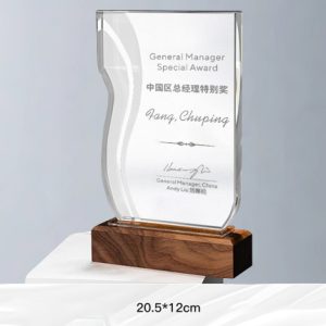 Kỷ Niệm Chương – Cúp Pha Lê Chân Đế Gỗ KN57